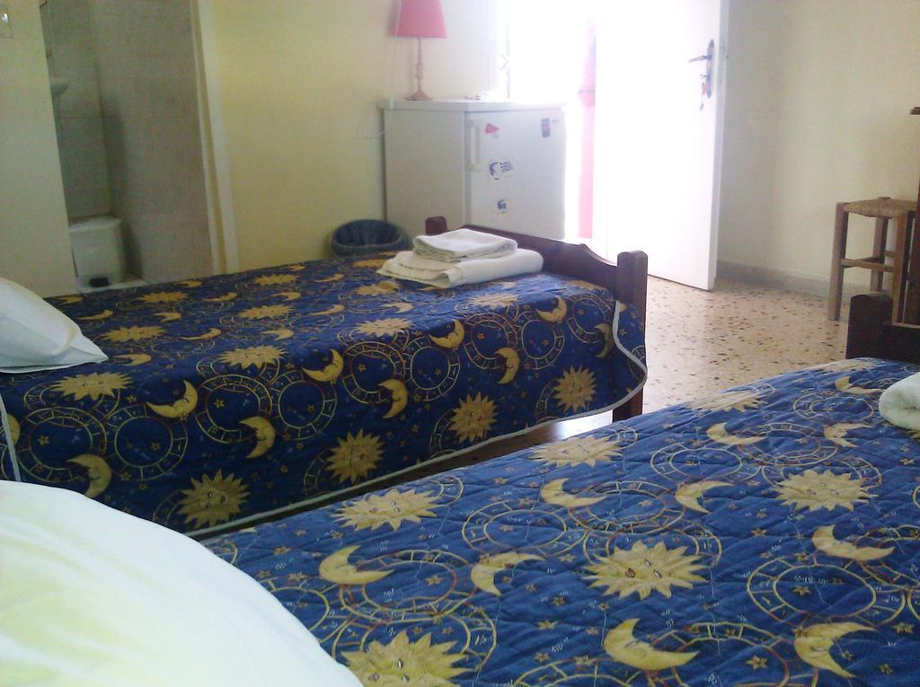 Captain'S Rooms Aegina Luaran gambar