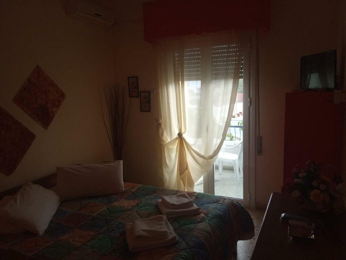 Captain'S Rooms Aegina Luaran gambar